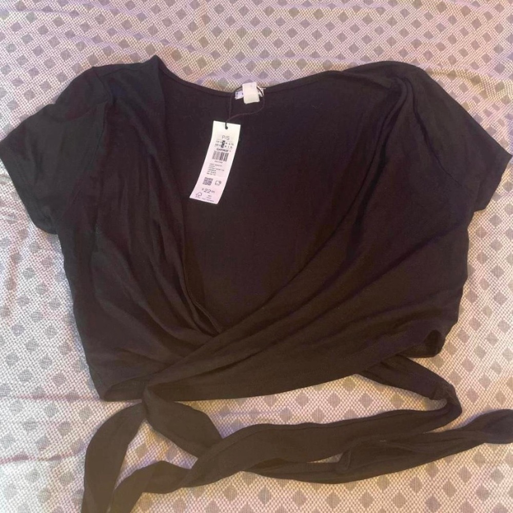 garage tie top